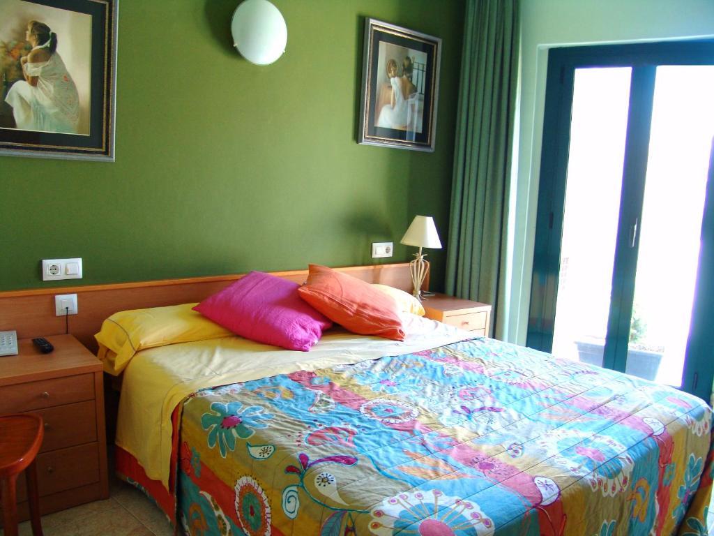 Hotel Pinxo Santa Coloma De Farners Room photo